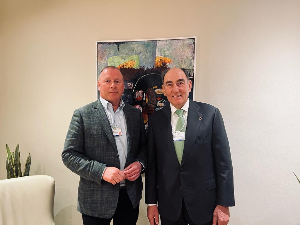 Nicolai Tangen, CEO de Norges Bank Investment Management, con Ignacio Galán, presidente de Iberdrola